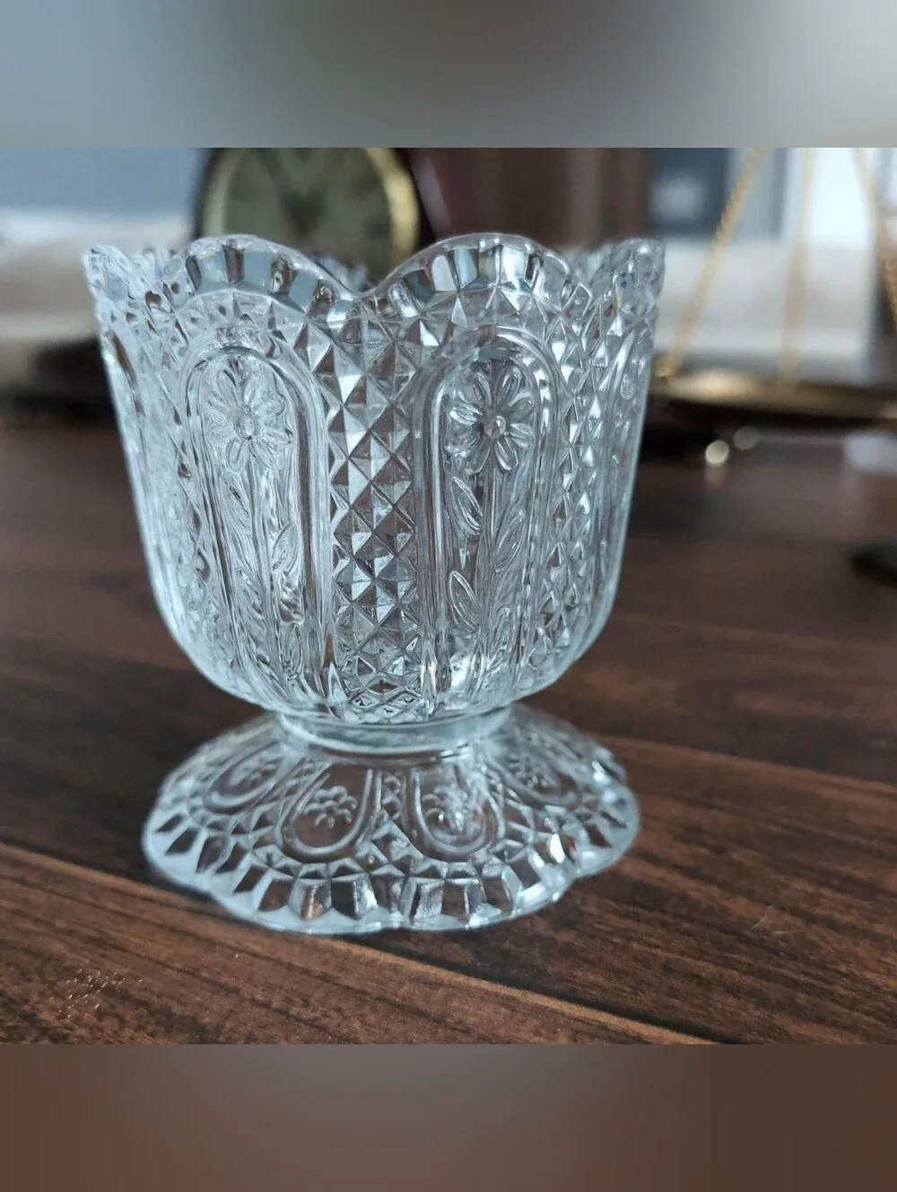 Vintage Avon Daisy Glass